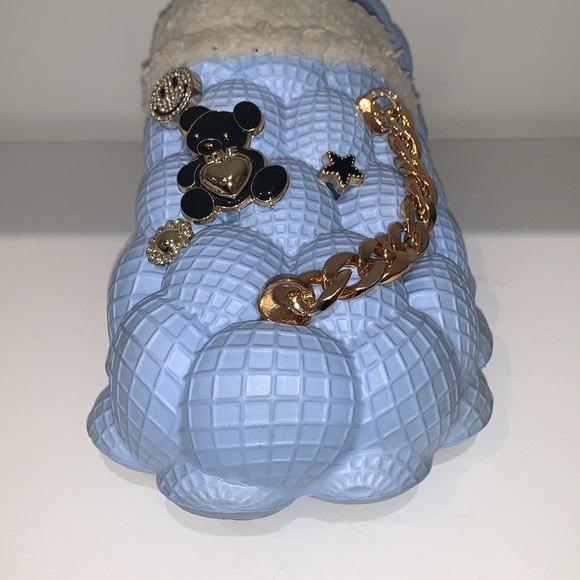 BLUE BUBBLE SLIPPER WITH FUR - Picture 4 of 5